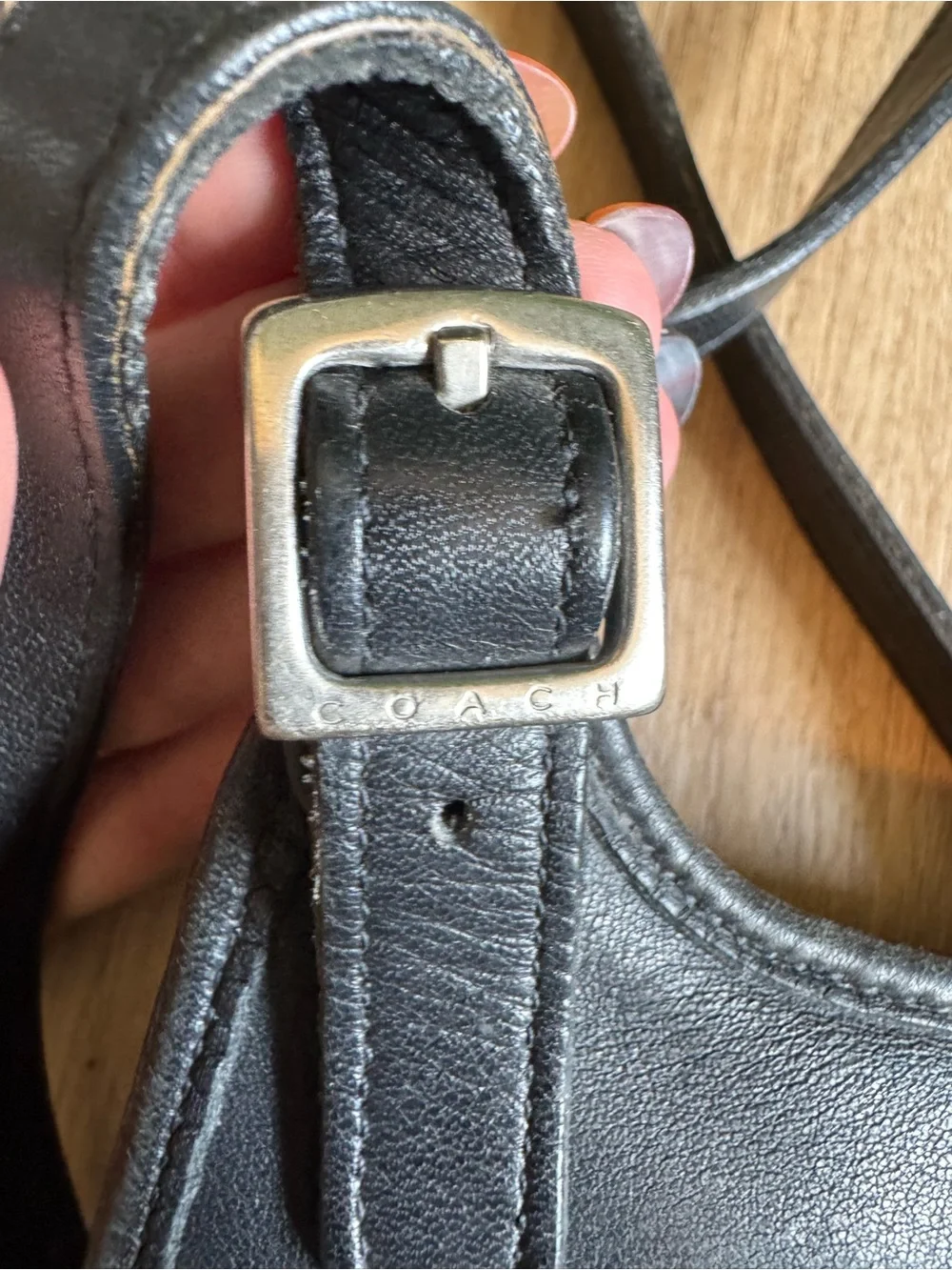 Vintage Coach small Hippie flap bag Black leather 9132 Costa Rica Nov 2001